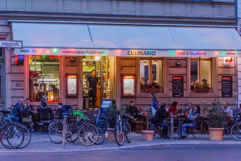 Private Apartment In The Center Of Berlin Luaran gambar