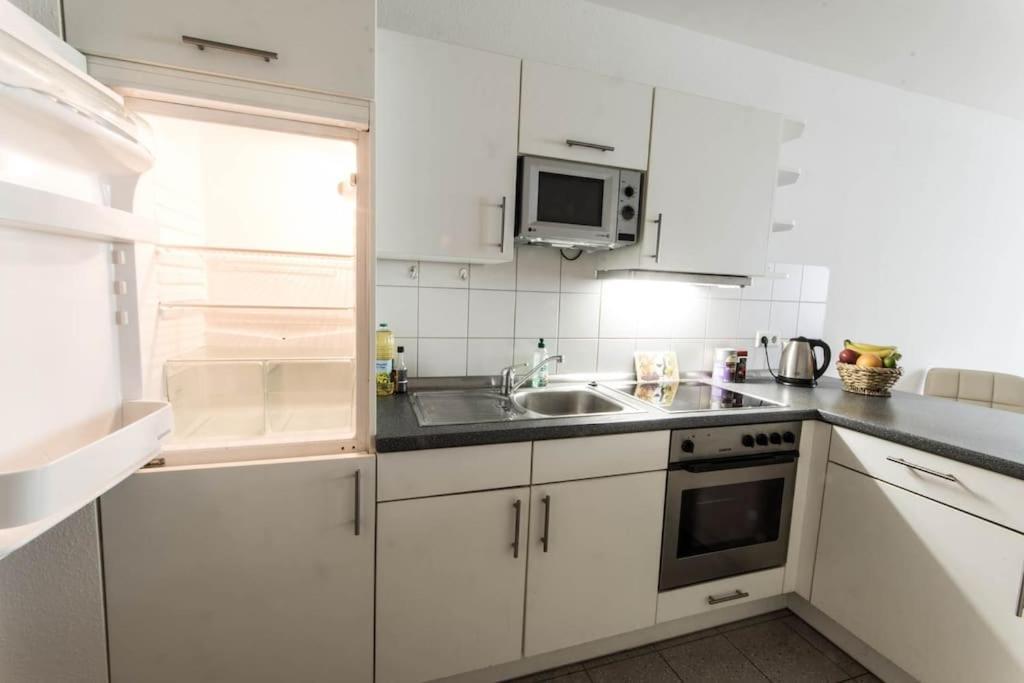 Private Apartment In The Center Of Berlin Luaran gambar