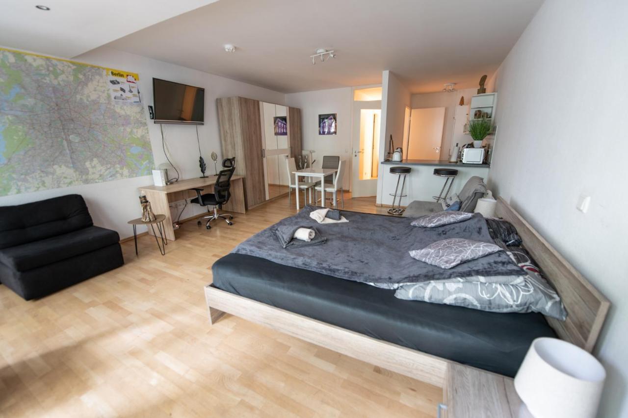 Private Apartment In The Center Of Berlin Luaran gambar
